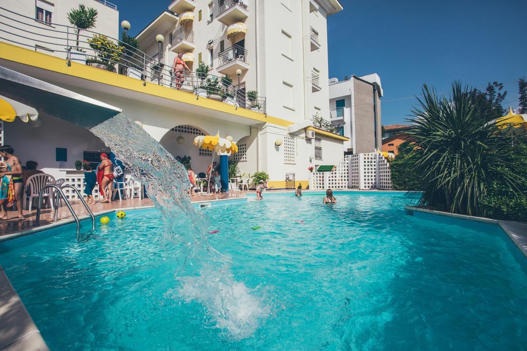 Hotel Gardenia Bellaria-Igea Marina Exterior photo